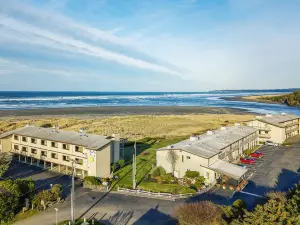 Ocean View and Private Deck - Stunning Coastal Escape