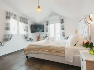Stellatos House