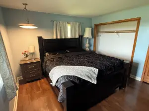 Stargaze & Soak! Private Acreage with Hot Tub, Firepit & Chickens