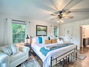 Riverfront Sugar Grove Home: Hot Tub & Views!