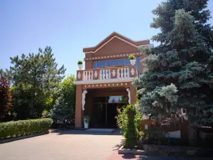 Aleksandr Hotel