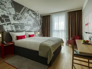 IntercityHotel Amsterdam Schiphol Airport