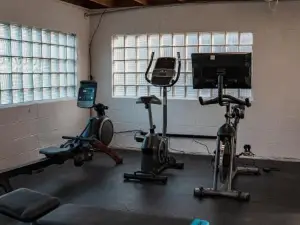 Sandusky Bay Hot Tub, Gym, Patio, Games, Recreation Watercraft, Waterside Home, Check it Out!