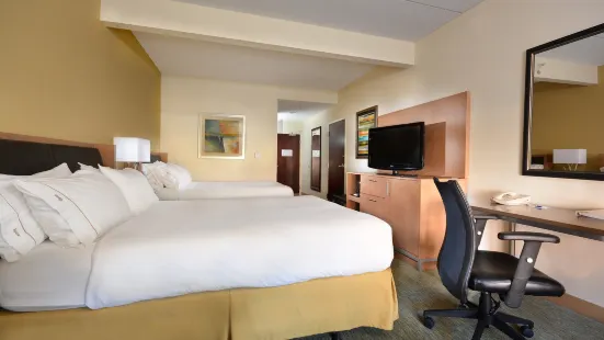 Holiday Inn Express & Suites High Point South