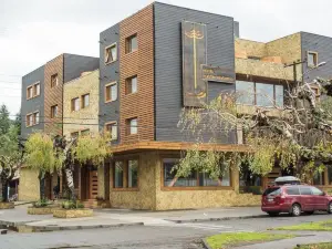 Hotel Pucón Indómito
