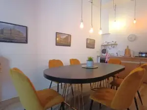 Filmap-Apartments-Zentrale Lage-Boxspringbett-Beamer-Popcorn-Gratis Parkplatz