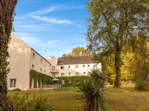 The Originals Boutique, Parc Hôtel, Orléans Sud
