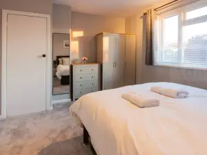 Coastal Home away from home by ADLIV