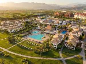 Impressive Playa Granada Golf