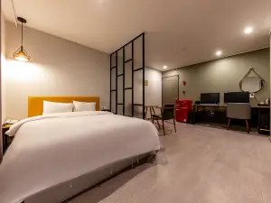 완도 제우스