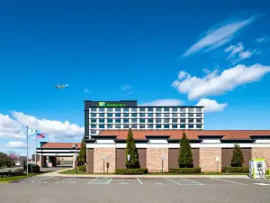 Holiday Inn NEWARK INTERNATIONAL AIRPORT by IHG
