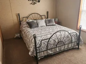 Randy's Rathbun Rental #2 "Your home away from Home"  15786 two point lane