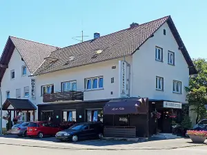 Hotel-Restaurant Schwyzerhüsli