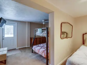 Springhill Lakehouse at Navarro Mills Lake