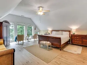 Waterfront Casabella Cottage w/ Kayaks & Fishing