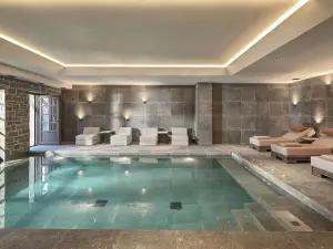 Oreno Mountain Retreat Hotel