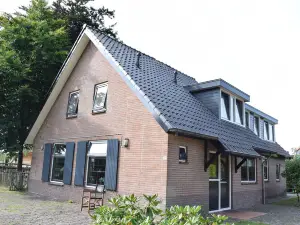 Spacious Farmhouse with Barbecue Near Veluwe
