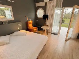 Hôtel les Voisins Beaucemaine