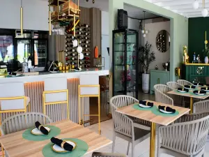 Luichy's海濱飯店