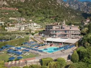 Hotel Royal Village