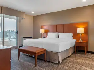 Best Western Plus Gatineau-Ottawa Downtown