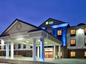 Holiday Inn Express & Suites Mcpherson by IHG