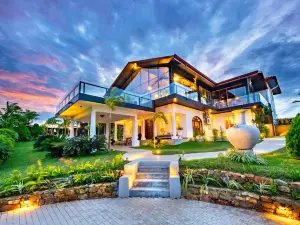 Fox Kandy by Fox Resorts - Luxury in the Mist