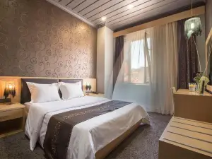 Aion Luxury Hotel