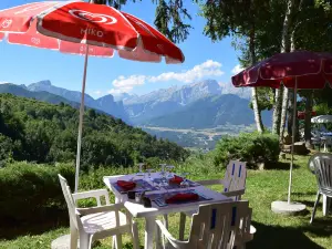 Boustigue Hotel