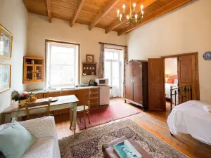 Tulbagh Country Guest House - Cape Dutch Quarters