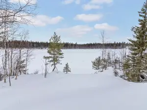 Huvila tornionjoen rannalla
