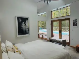 Willow Creek: Mid-Century Oasis