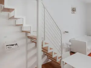 大倉庫公寓