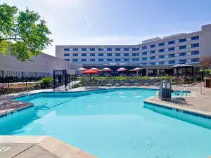 DoubleTree by Hilton Pleasanton at the Club