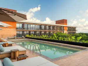 Moxy Tulum