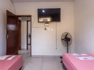 Apto Para 8 Pessoas com Garagem e Churrasqueira
