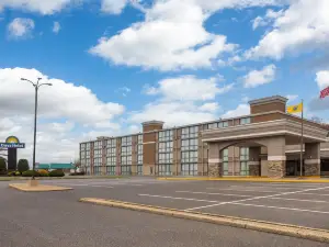 Days Hotel by Wyndham Toms River Jersey Shore