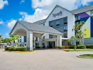 Spark by Hilton Fort Myers