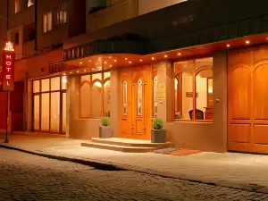 Geneva Hotel