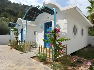 SUNMED LODGE