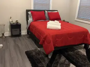 Home away from home!!! A few minutes to all downtown attractions.