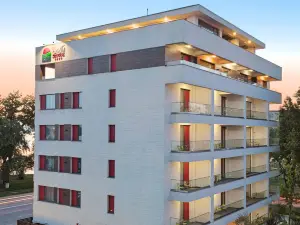 Tomis Garden Aparthotel Mamaia