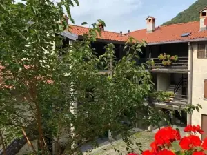 Segrino庭院B&B