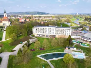 Gotthard Therme Hotel