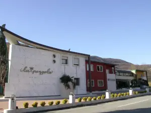 涼棚酒店
