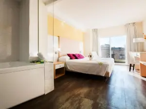 Hotel Fontana Plaza