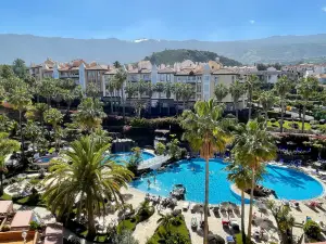 Hotel Puerto Palace