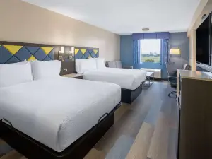 Days Hotel by Wyndham North Bergen /NYC Area