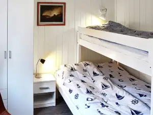 8 person holiday home in VATNE