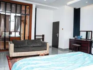 Stay AT Margarets Serviced Apartment